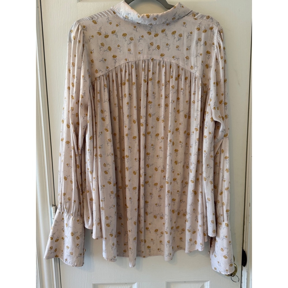 Free People Floral Print Button Front Blouse Top Beige Yellow Size L - Picture 7 of 9